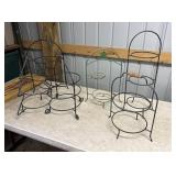 6 iron pie / plate holder/racks