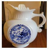 Cookie Jar - Pitcher with blue Willow dï¿½cor.