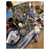 Households - decor, figures, religious etcï¿½