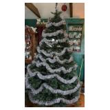 Chubby 8ï¿½ Christmas tree