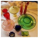 Miscellaneous glass to Bud vases to pink