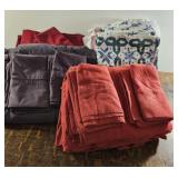 4 sheet sets, 2 flannel,  size full???