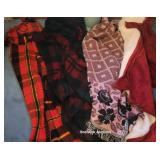 4 soft throws / blankets