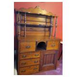 Victorian buffet - 44x19x36 to the base