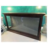 Showcase approx 18ï¿½x35ï¿½x10ï¿½