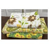 3 retro Terry cloth tablecloths
