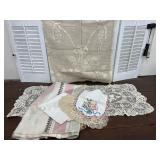 Vintage doilies & linens