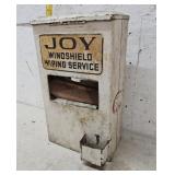 Joy windshield wiping service station