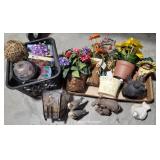 Box garden resin figures / flower pots, etc