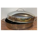 New roaster pan with handled rack