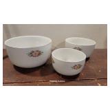Set 3 Halls bowls