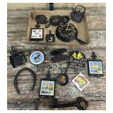 Box of cast trivets etcï¿½