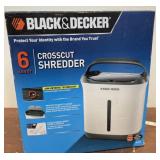 Black and Decker Crosscut shredder *new in box