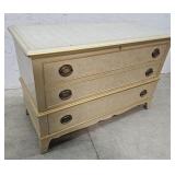 Lane cedar chest 44"20"29"
