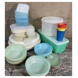 Box Lot vintage Tupperware