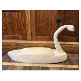 Huge wooden carved swan  (body base is 33ï¿½) -