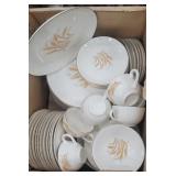 Set of wheat pattern China - 22k gold trim