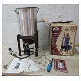 Turkey fryer kit