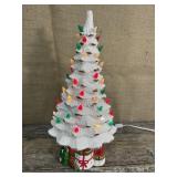 Ceramic white Christmas tree and base light up *