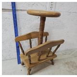 Magazine/plant stand