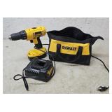 DeWalt cordless drill with charger works