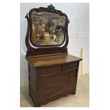 2 over 2 oak dresser with mirror 40x20x68