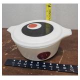 Pyrex Moon Deco casserole dish