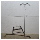 2 saws, Shepard hook