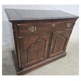 Pennsylvania House Server 36x17"33"