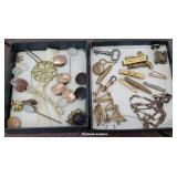 Victorian jewelry, buttons, 2 keys