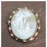 Beautiful Victorian cameo brooch