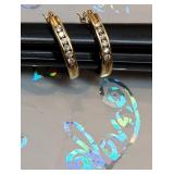 Pr 14k gold diamond earrings