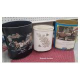 3 Retro Tin Paper Cans