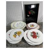 3 sets of floral plates ans tray - Pfaltzgraff,