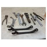Wrenches,pipe wrenches, ford wrenches