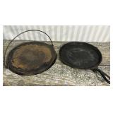 2 Griswold cast iron pans