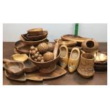 Wooden bowls, lazy Susan, spoons, fruit etc
