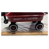 13 1/2"x13 1/2" Radio Flyer Toy Wagon