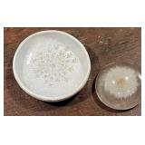 Salt marsh pottery Queen Anne lace bowl & Rolfe