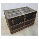 Flat top trunk 36"21"23"