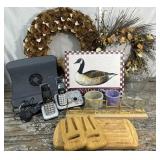 Basket lot 3 2 wreaths, Goose canvas print, Vtech
