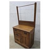 Oak spoon carved wash stand 31"17"29"