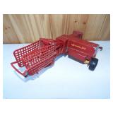 New Holland Die Cast Hay Baler. ERTL-Vintage toy