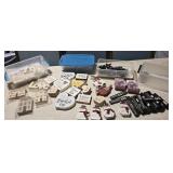 4 tubs Wood Holiday signs CLEAN!!