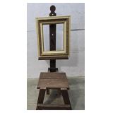 Unusual artist easel 24"36" - Frame not incl