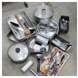 Box kitchen cookware and utensils