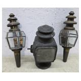 3 Carriage Lights
