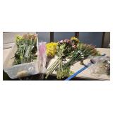 Tub Silk flowers, candle holders CLEAN!!