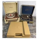 3 suitcase record players - Silvertone, Symphonic