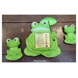 1972 Miller studio chalk frog set